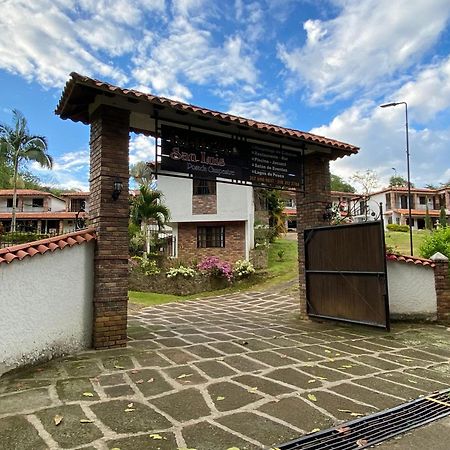 Rancho San Luis, Paramo Exterior photo