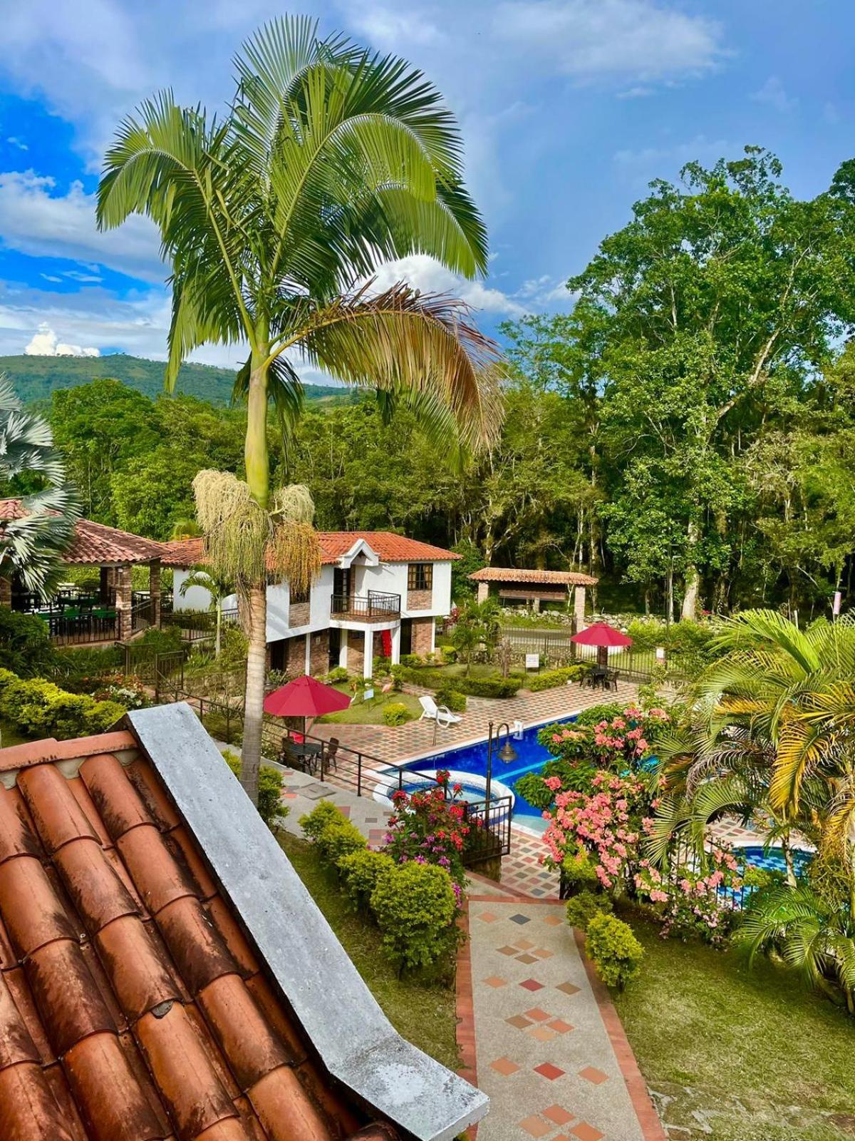 Rancho San Luis, Paramo Exterior photo